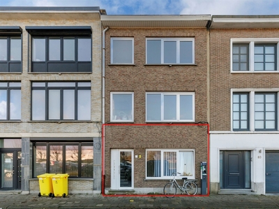 Gerenoveerd gelijkvloers appartement met tuin