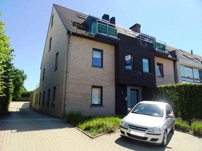 Appartement op de 1e verdieping met 2 slaapkamers en immens