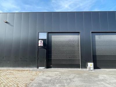 268 m² nieuwbouw KMO-unit nabij Expresweg