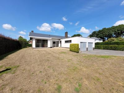 Alleenstaande villa op 1000 m², residentieel gelegen