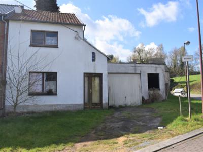 Driegevelwoning met garage