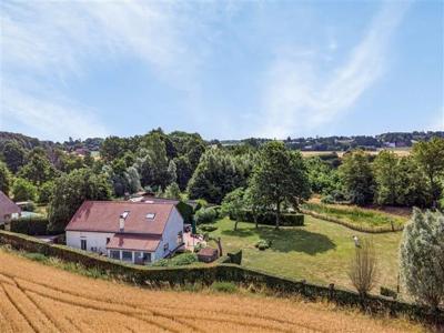 Knappe woning op een zéér unieke locatie