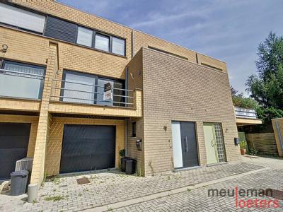 Ruime bel-etage woning op rustige ligging