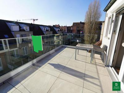 Schitterend duplex appartement met grote zonneterrassen