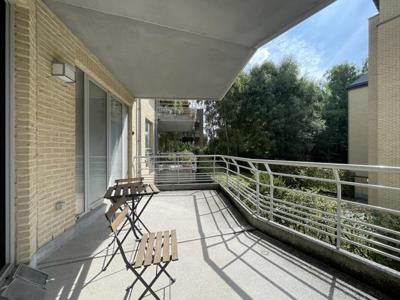 Stockel - magnifique appt. 2ch avec terrasse et parking