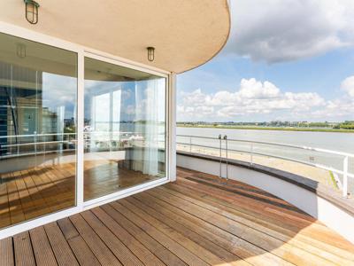 Subliem duplex penthouse aan de Scheldekaaien