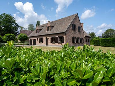 Uitzonderlijke villa op mooi perceel