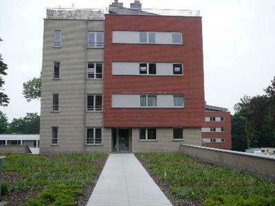 Zeer modern appartement in groene omgeving