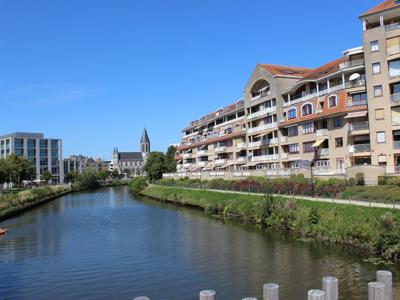 zeer ruim appartement aan de Leie te koop