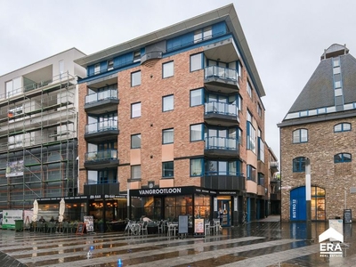 Appartement met terras en autostaanplaats in het centrum.