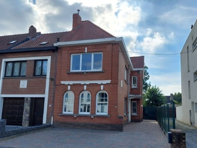 Hundelgemsesteenweg 50, 9820 Merelbeke