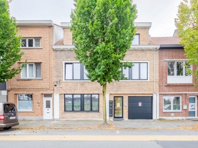 Instapklaar 2 slp. appartement met terras en grote gemeensc