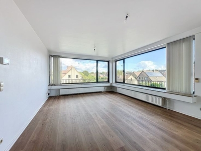 Lichtrijk instapkaar appartement nabij Abdij van 't Park!