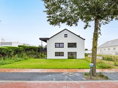 Ontdek uw droomwoning op 1157 m² in het prachtige Nieuwpoort!