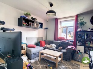 1-slaapkamerappartement + studeerkamer + parkeerplaats