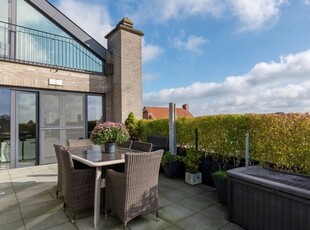 Penthouse van 178m² met 3 slpks, 2 badks en riant terras.