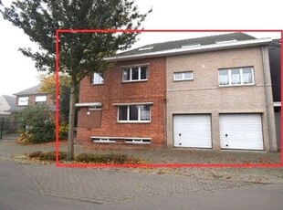 Ruime gezinswoning met 5 slaapkamers en grote tuin!