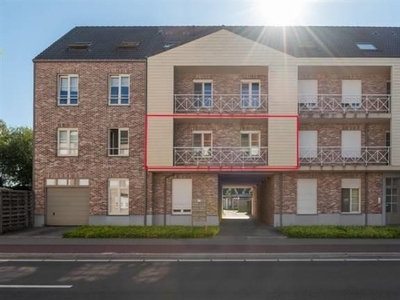 Centraal gelegen tweeslaapkamerappartement met terras