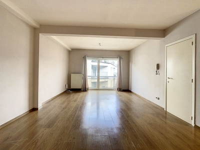 Te huur, goed gelegen appartement met garage in centrum G...