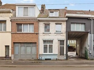 Te renoveren woning met 4 slpks en ruime tuin (+-144m²)