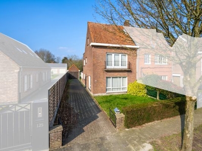 Lekestraat 127, 9900 Eeklo