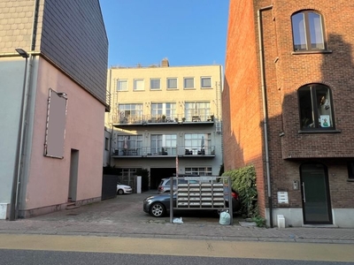 Luxe Loft op de Tweede Verdieping in het Centrum van Merc...