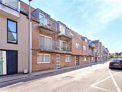 PERFECT ONDERHOUDEN DUPLEXAPPARTEMENT met 2 SLK en TERRAS