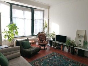 Appartement de caractère, lumineux avec terrasse