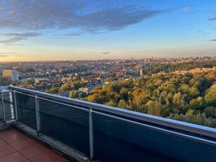 Appartement 'type penthouse' avec vue imprenable!