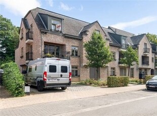 Duplex appartement met terras en autostaanplaats