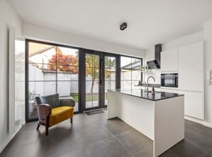 Prachtig gerenoveerde woning - 3slk - topligging !