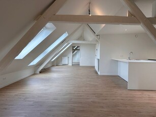 Prachtig dakappartement te huur in het hart van Gent