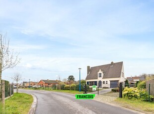 Prachtige villa met 2 garages en een oogverblindende tuin t…