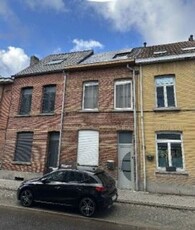 4 slaapkamerwoning te huur