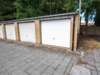 Afgesloten garagebox | Brugge (Sint-Kruis)