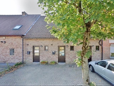 Leuke studio-woning met 1 slpk, autostaanplaats en terras.