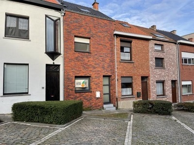 Moderne en recent gerenoveerde woning met 3 slaapkamers in h