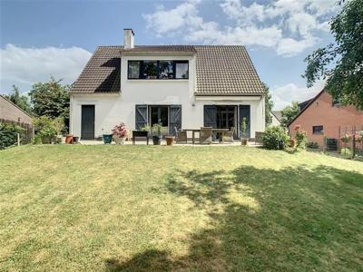 villa met 3 slpk - volledig onderkelderd!