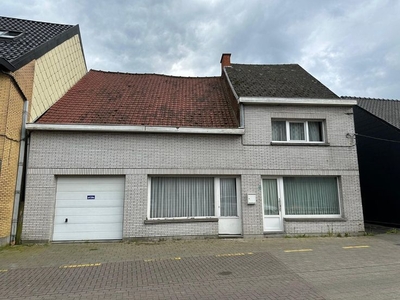 Te renoveren woning met veel potentieel in Kattem