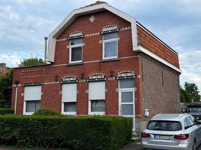 CHARMANTE WONING MET 3 SLAAPKAMERS