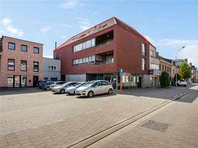 Penthouse (105m²) met 2 slaapkamers in centrum Beerzel!