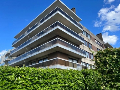 1,2 km Franse middelbare school-penthouse 2 slaapkamers-1 bu