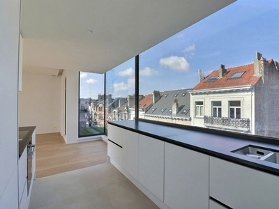 Elsene - Sint-Bonifatius | Penthouse twee kamers