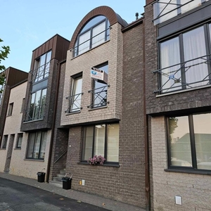 Ideaal gelegen appartement te Moerbeke