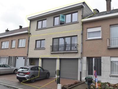 2 slpk.-appt. met garage, private berging, terras en tuin