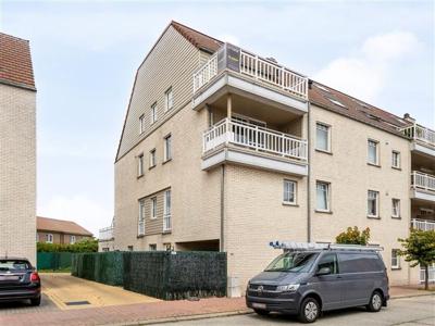 Appartement met 2 slaapkamers en ruim terras