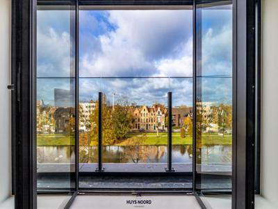 Modern drie-slaapkamerappartement met panoramisch uitzich...