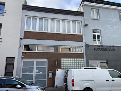 Ruim 1-slaapkamerappartement nabij het Van Beverenplein