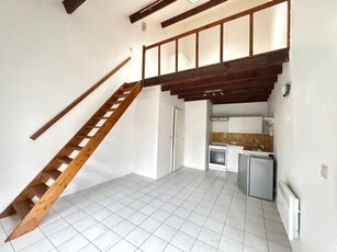 Charmant studio à louer dans un quartier calme – 29m²