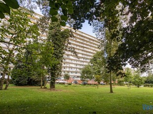 Instapklaar appartement met één slaapkamer in groene omge...